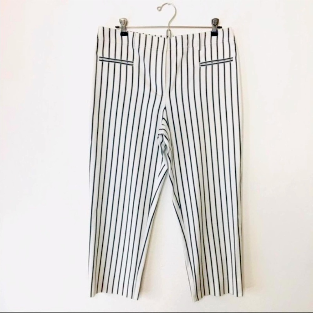 Stripe ankle pants